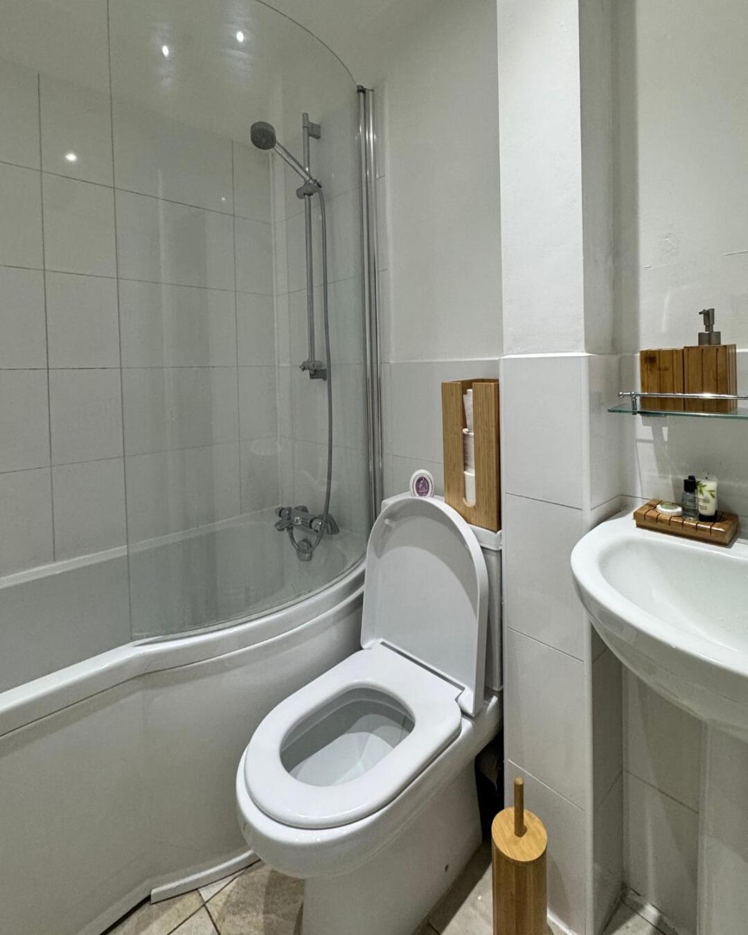 Terrace Flat, 10 Mins To The London